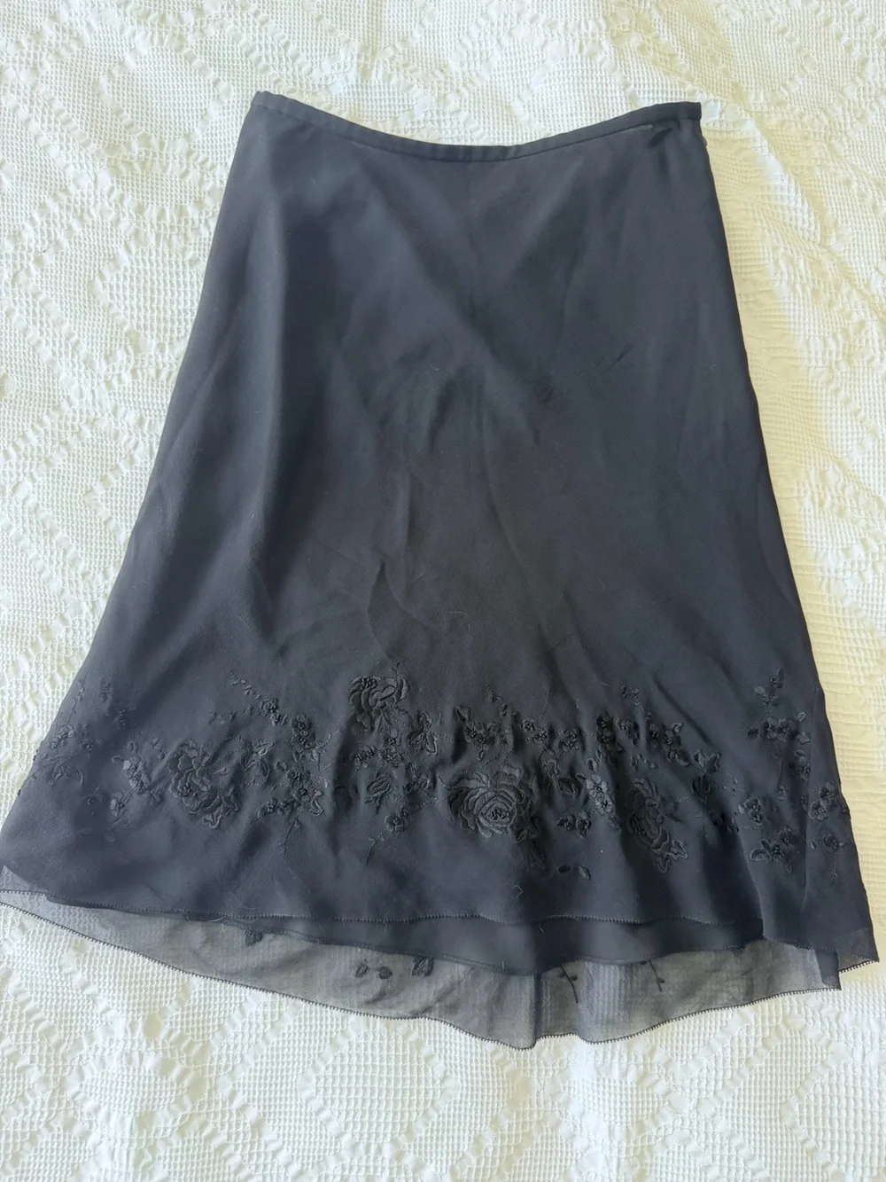 Vintage Ann Taylor Black A-Line Embroidered Hem Skirt - Picture 1 of 4